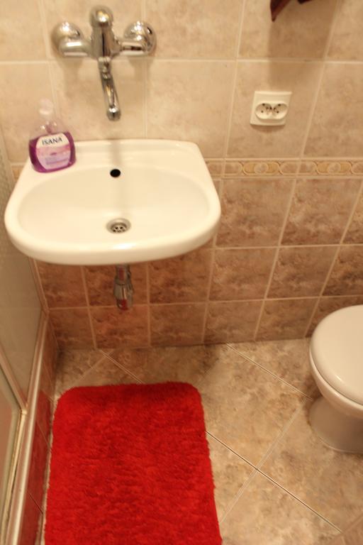 Pokoje Na Chmielnej 2 Hostel Warszawa Pokój zdjęcie