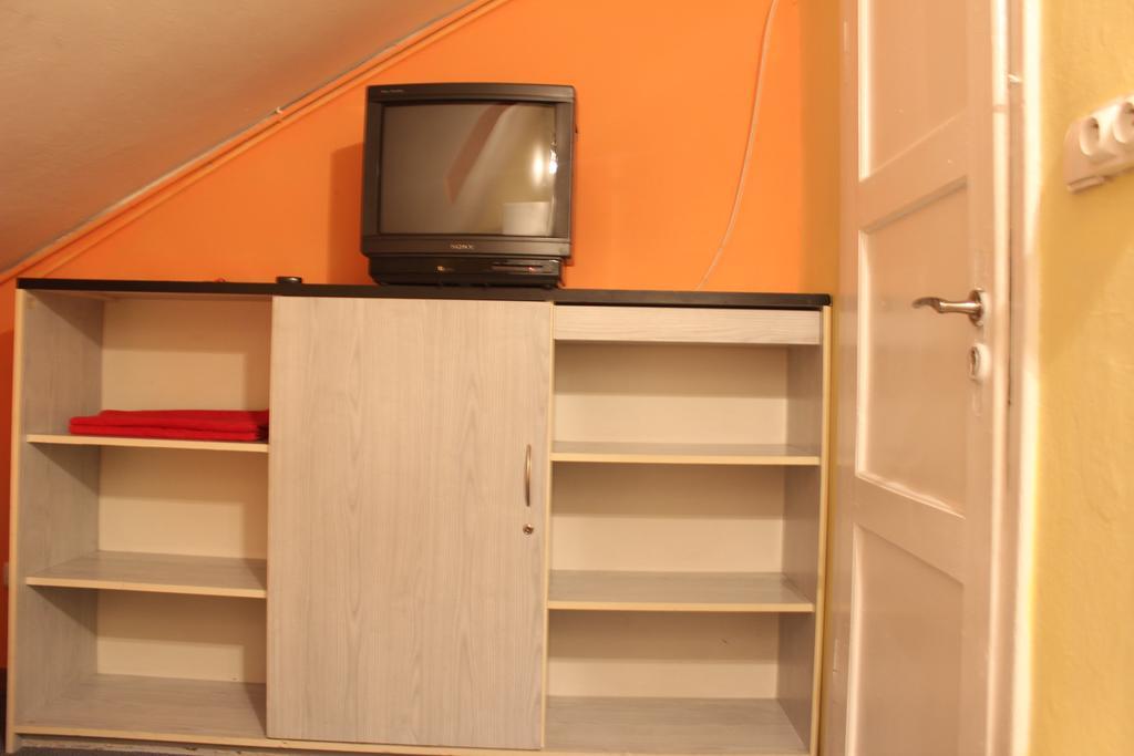Pokoje Na Chmielnej 2 Hostel Warszawa Pokój zdjęcie