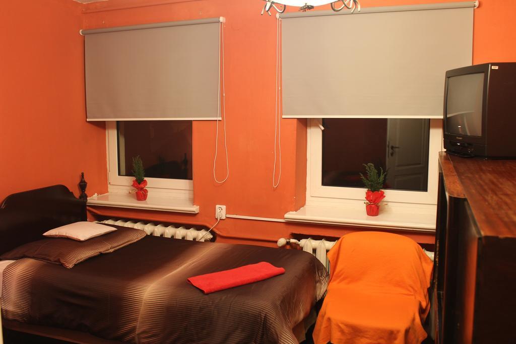 Pokoje Na Chmielnej 2 Hostel Warszawa Pokój zdjęcie