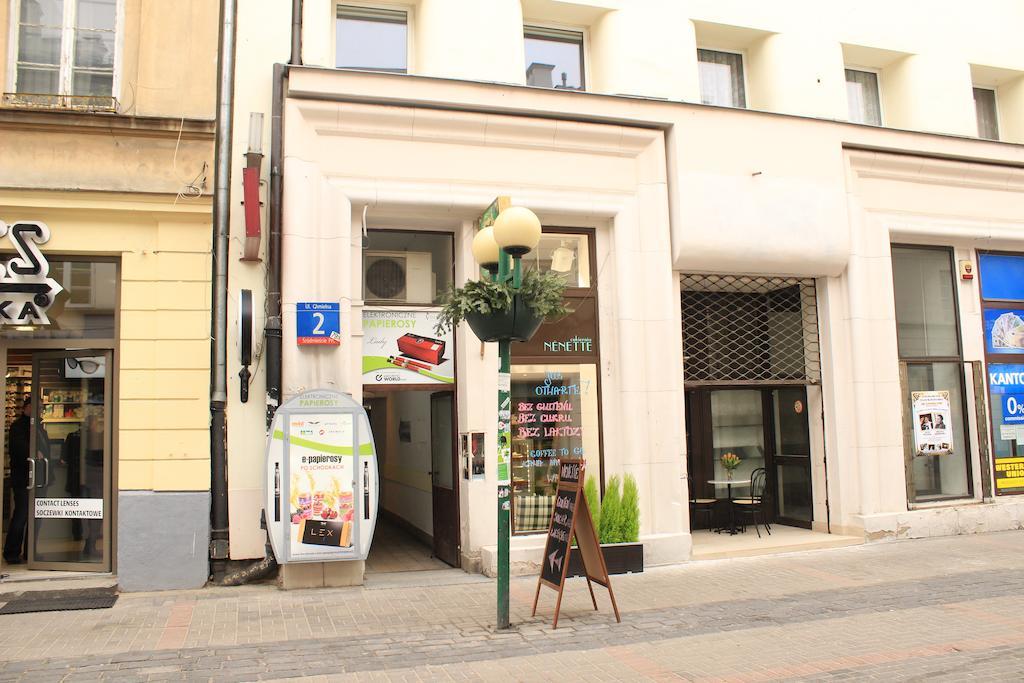 Pokoje Na Chmielnej 2 Hostel Warszawa Zewnętrze zdjęcie